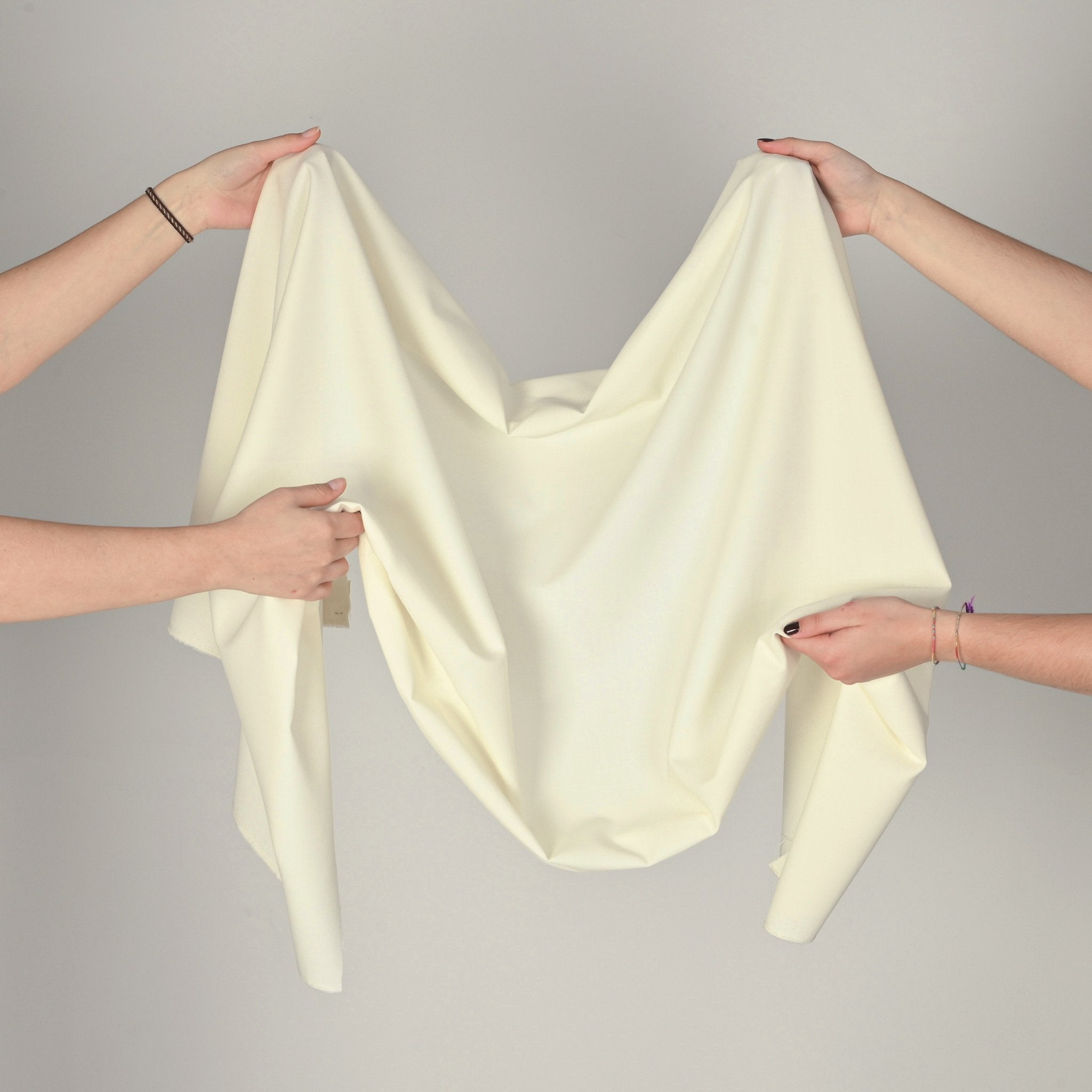 Cream Suiting Fabric 95426