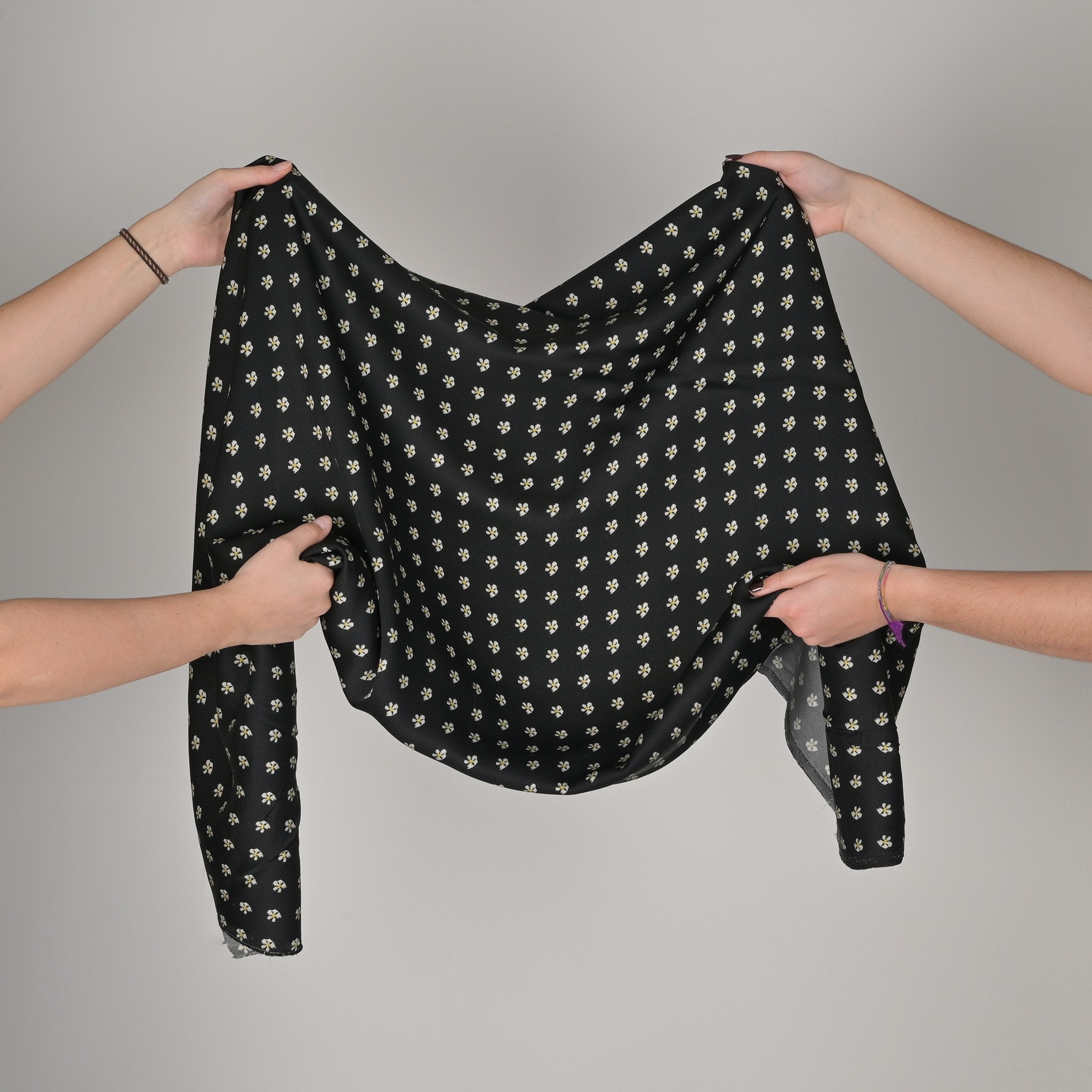 Floral Blouse Weight Fabric 2274