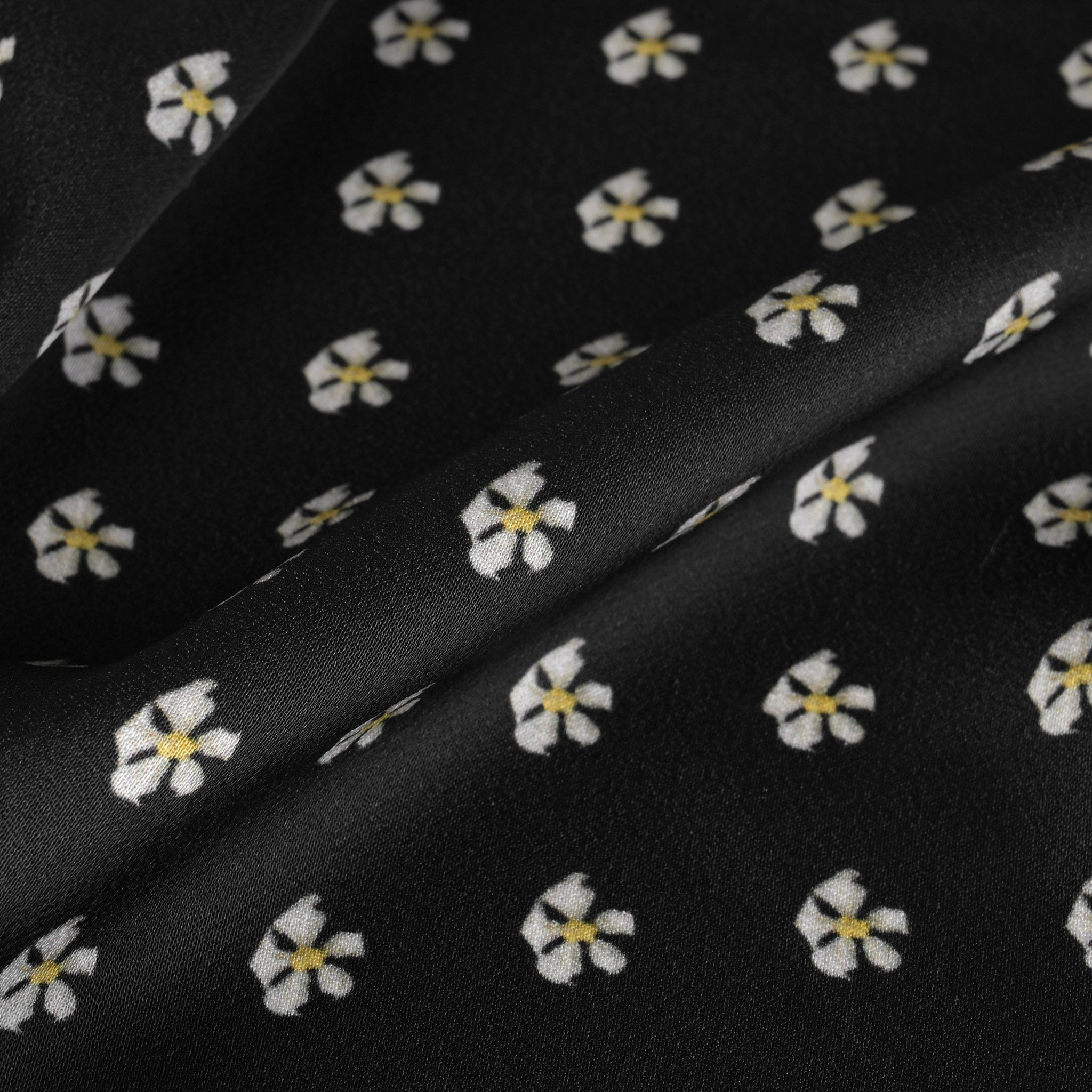 Floral Blouse Weight Fabric 2274