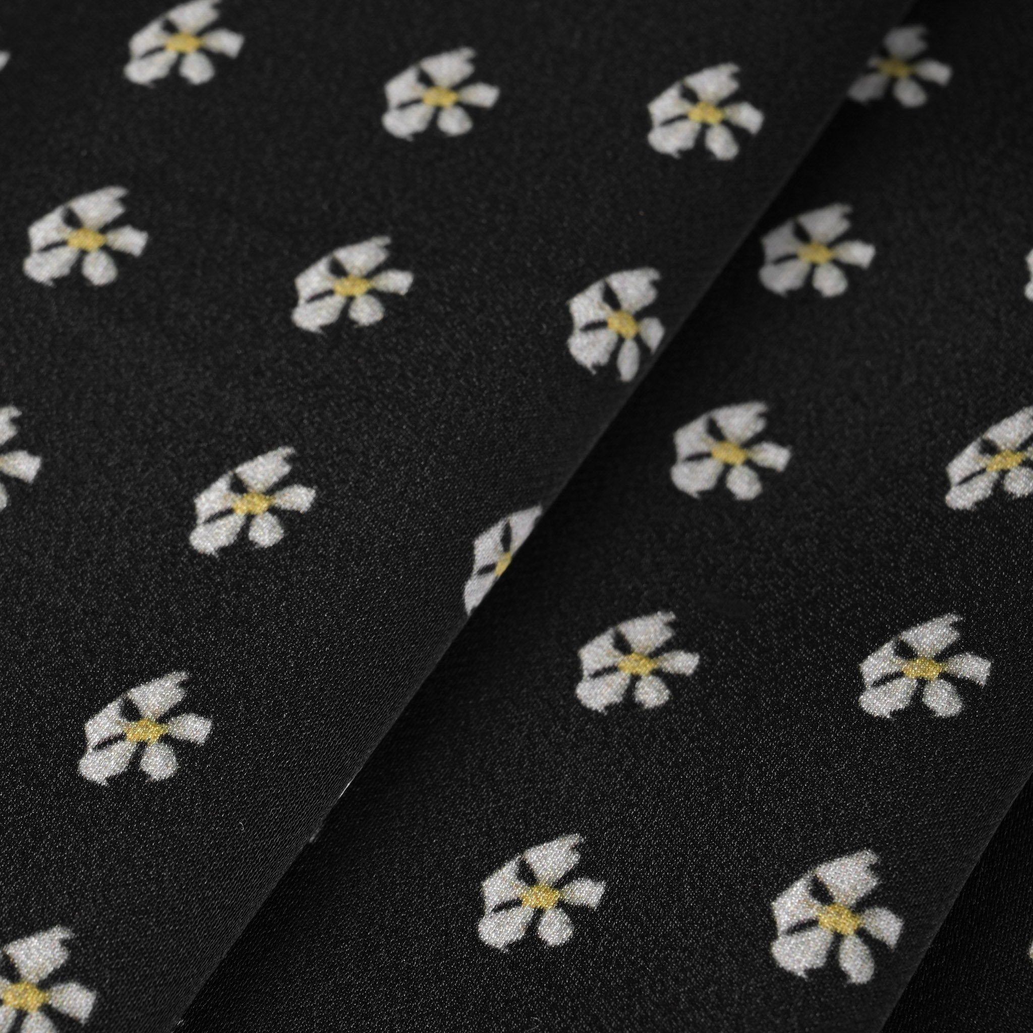 Floral Blouse Weight Fabric 2274