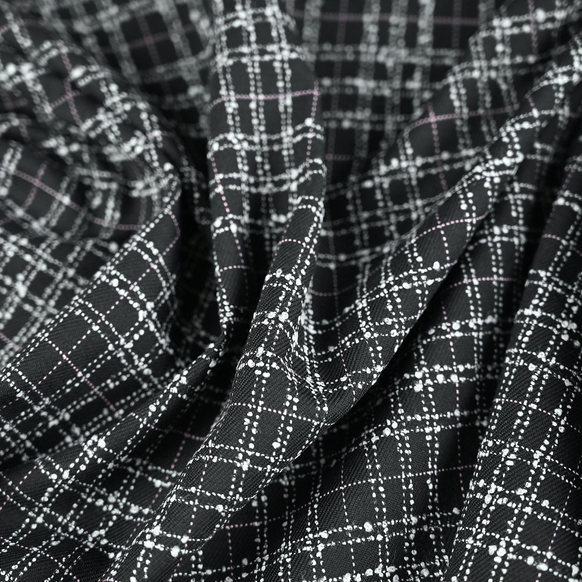 Black Check Blouclé 4020 fabric