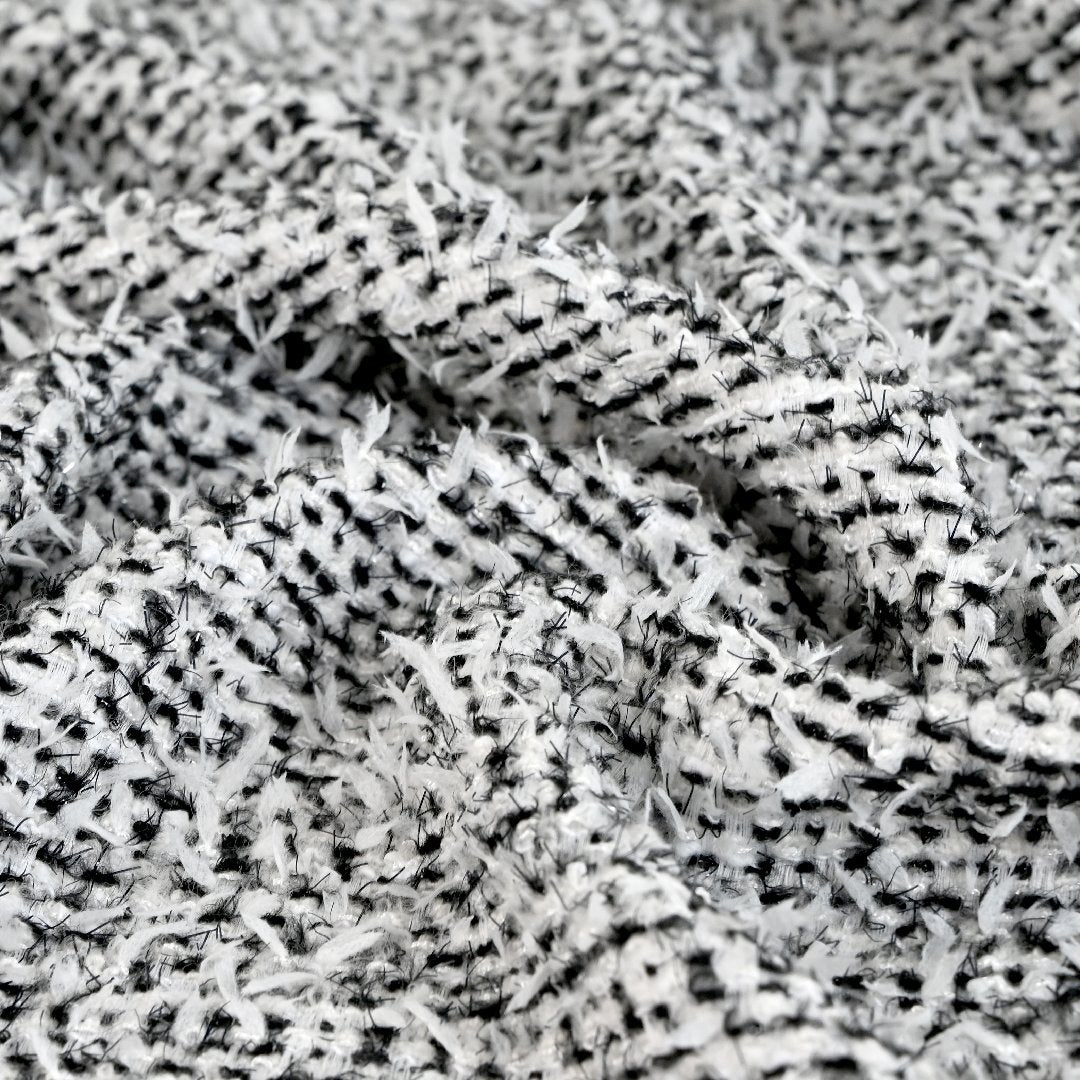 White_Black_Boucle_5076