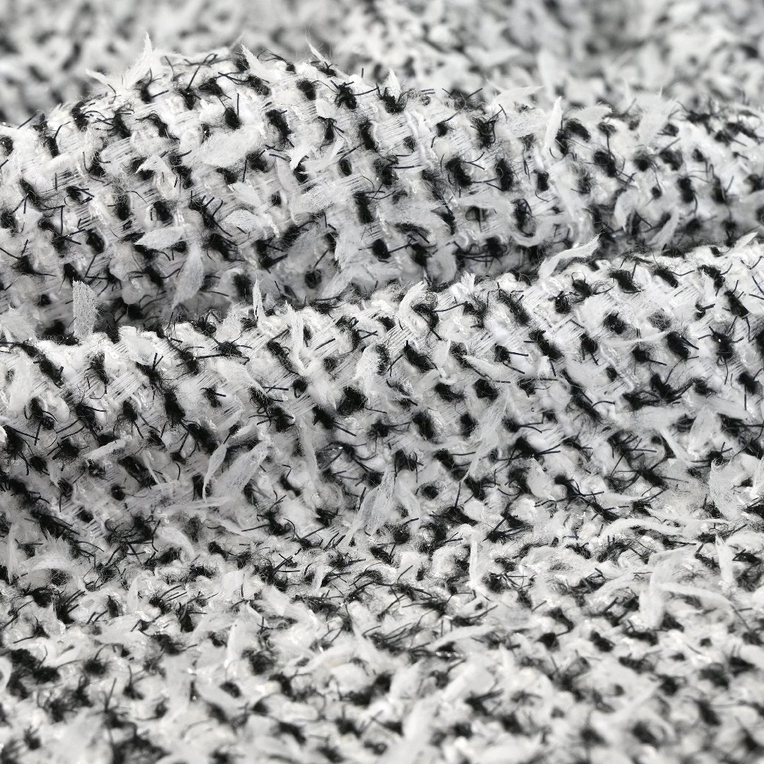 White_Black_Boucle_5076