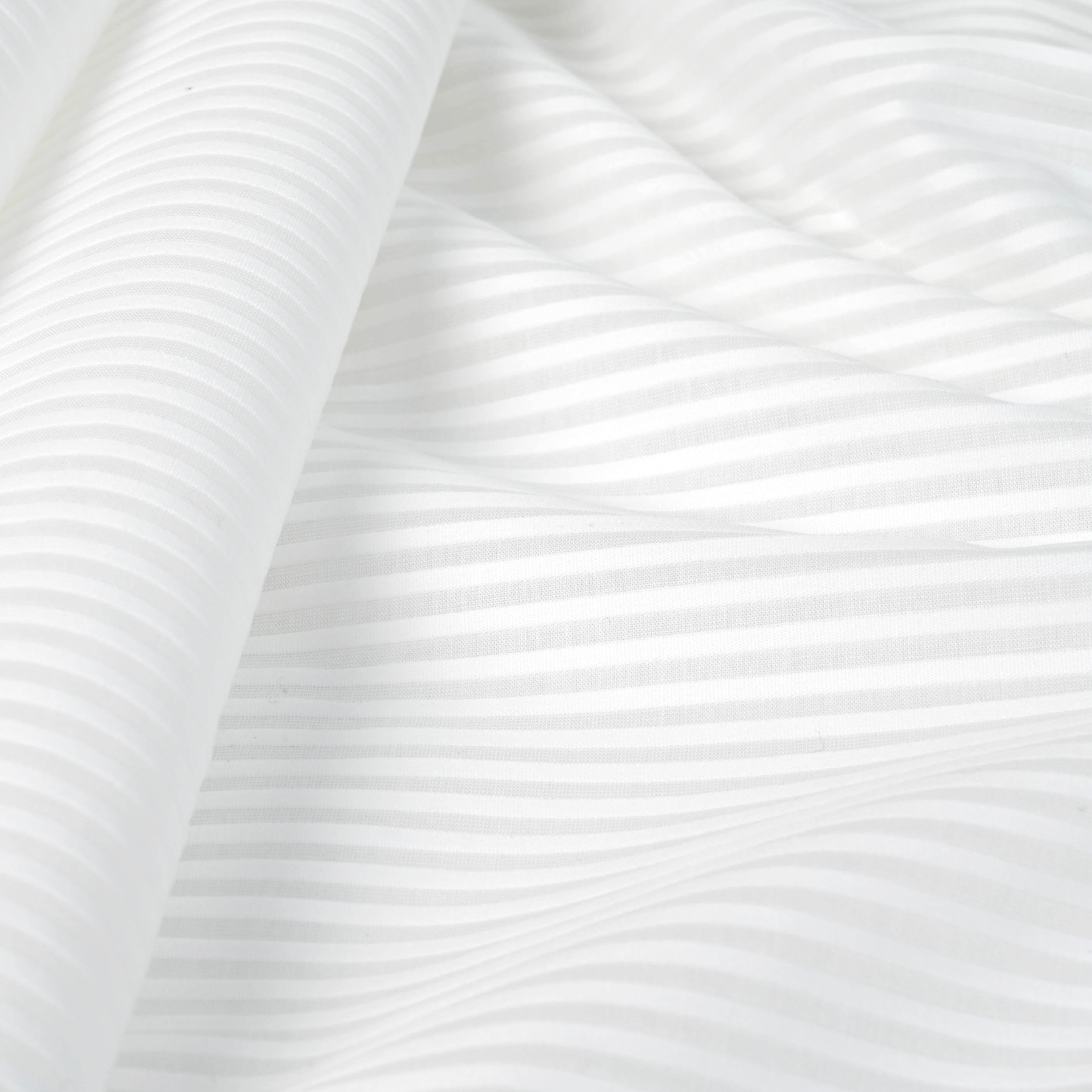 White Pleated Poplin Fabric 3720