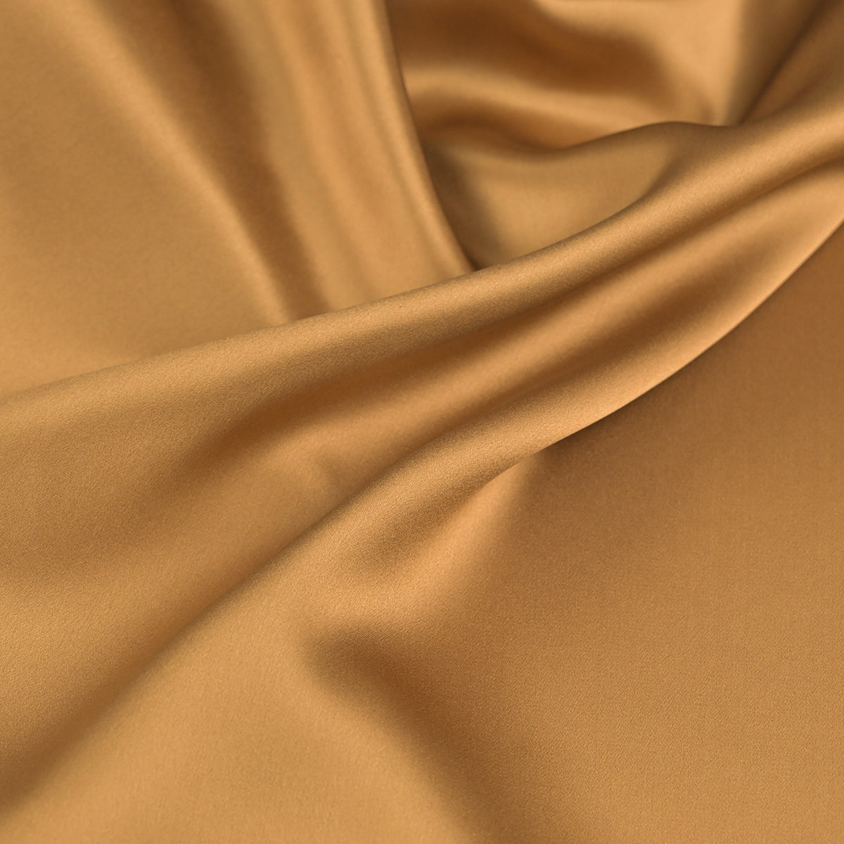 Wrinkled blouseweight satin beige silk with a luxurious and elegant feel