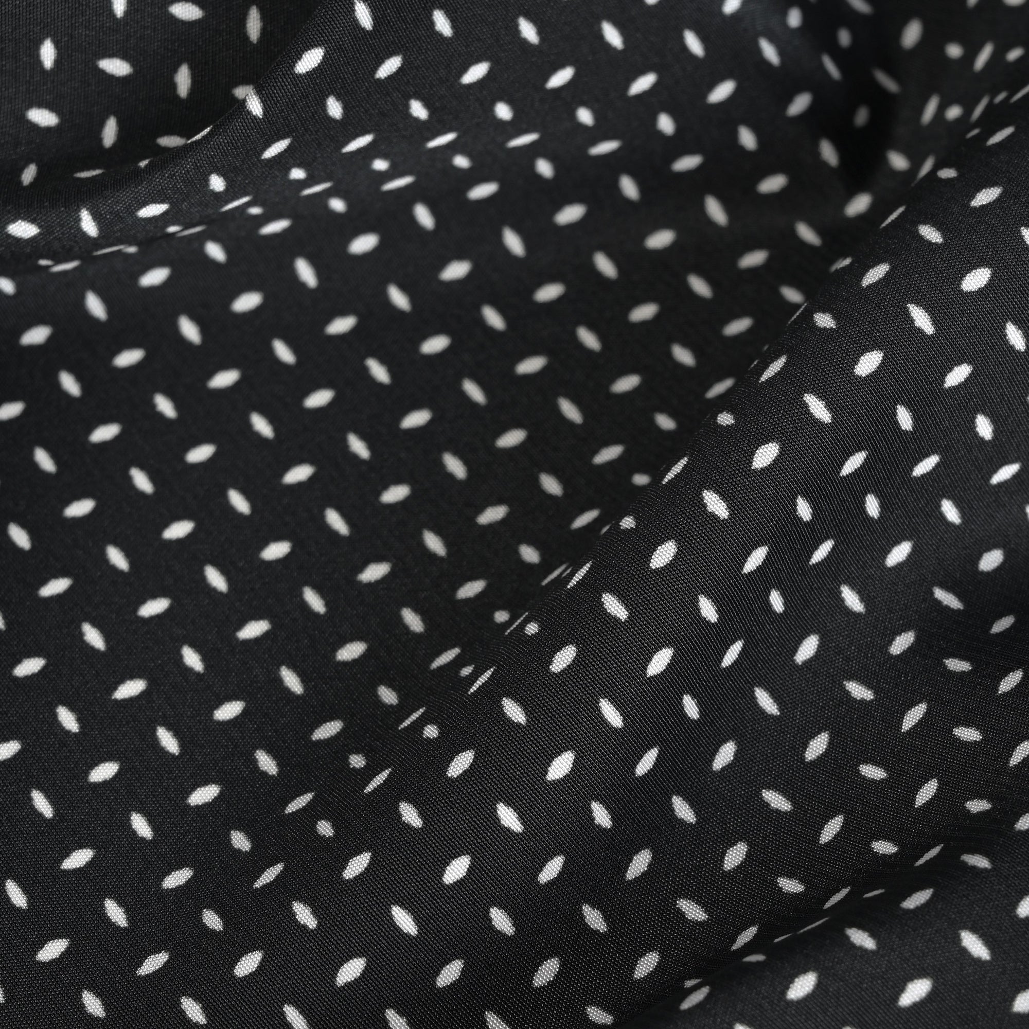Black Printed Poly Poplin 10 - Fabrics4Fashion
