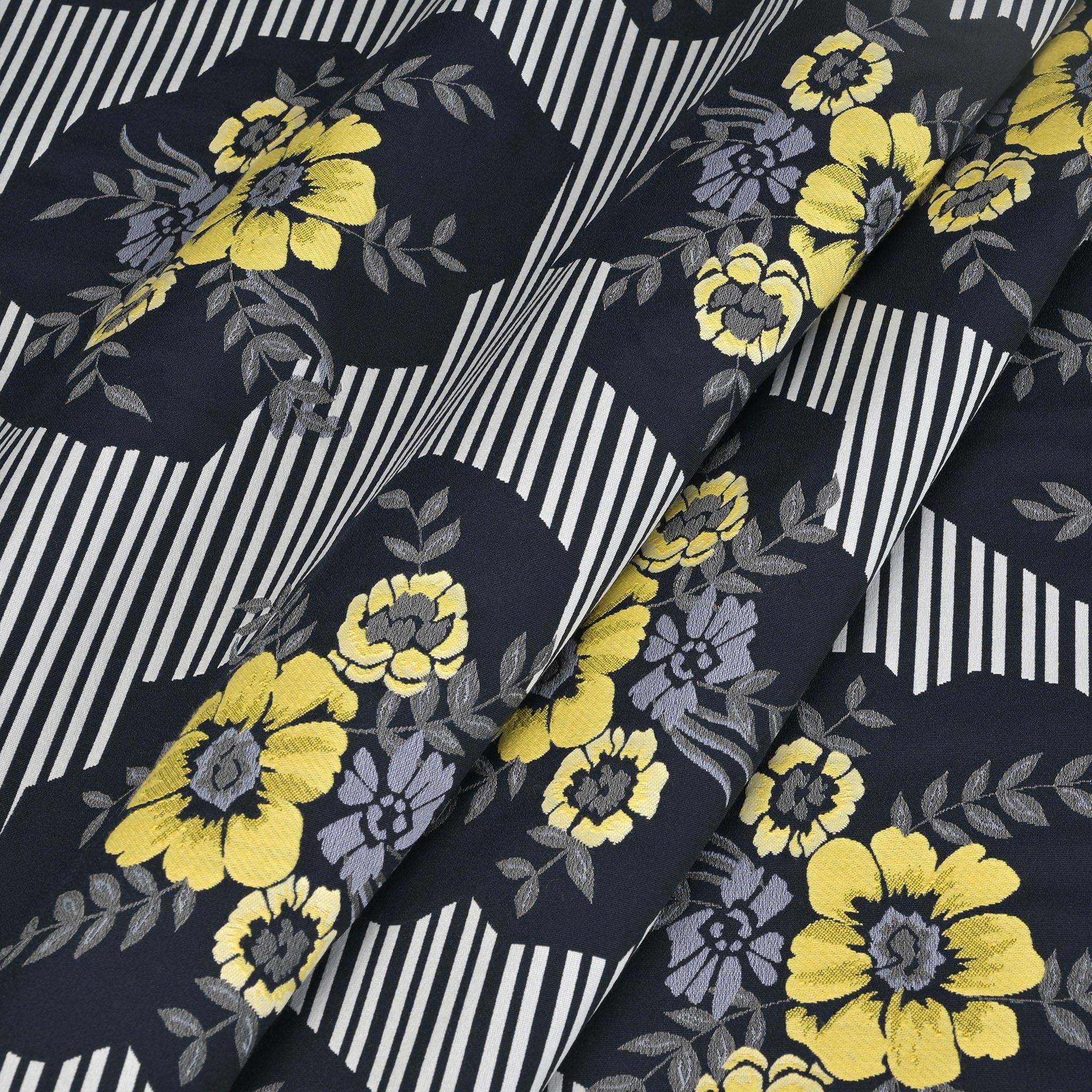 Black Floral Jacquard Fabric 95201