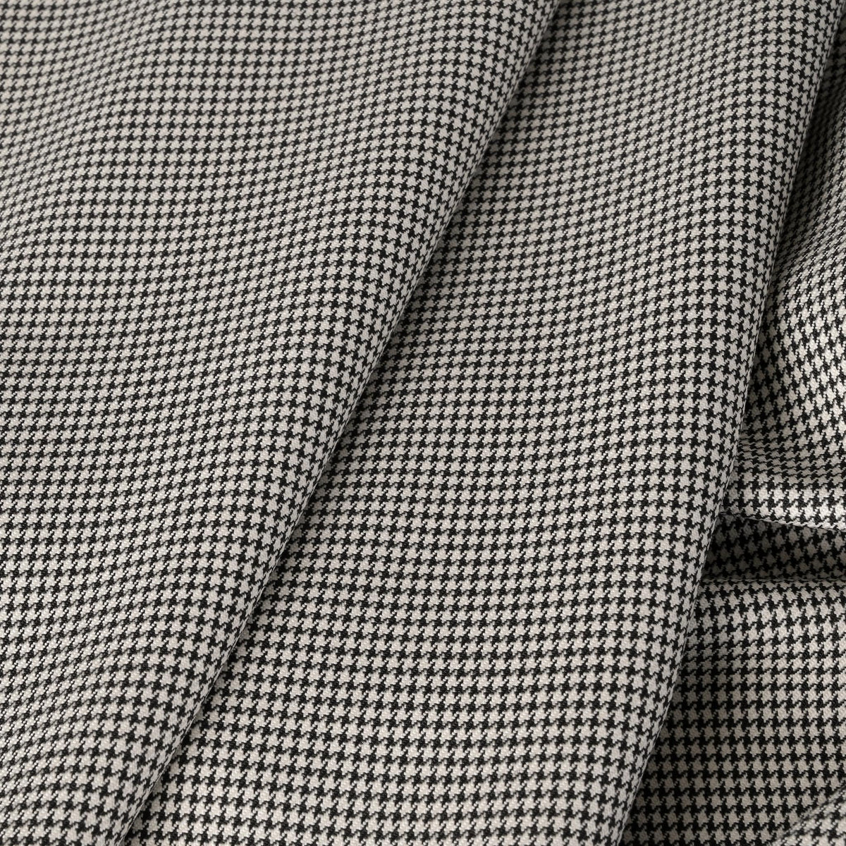 Black Pied de Poule Suiting Fabric 3787