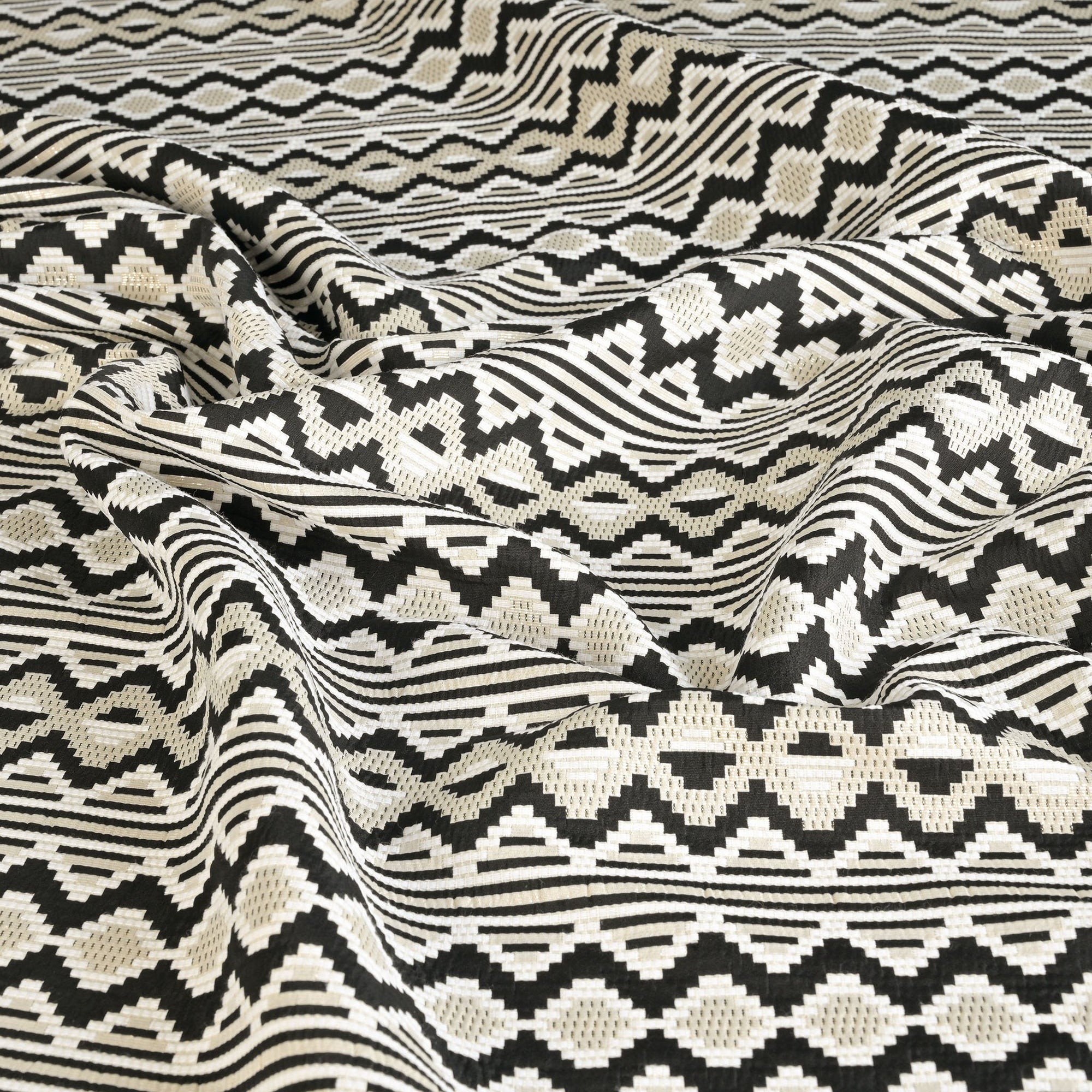 Black Shiny Jacquard Fabric 95328