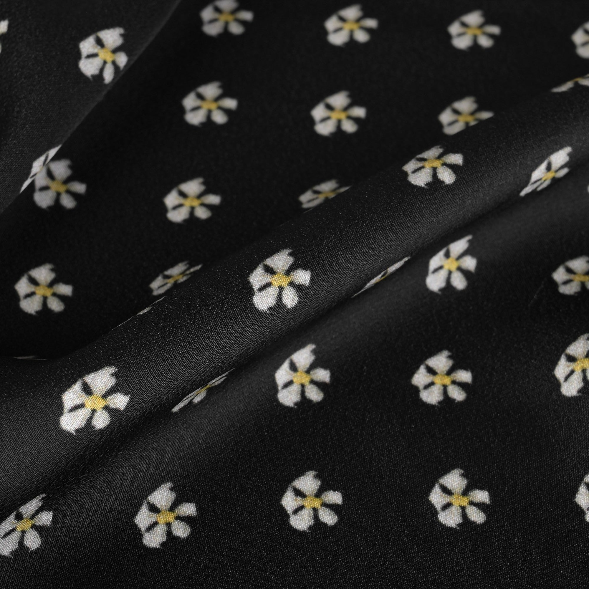 Floral Blouse Weight Fabric 2274