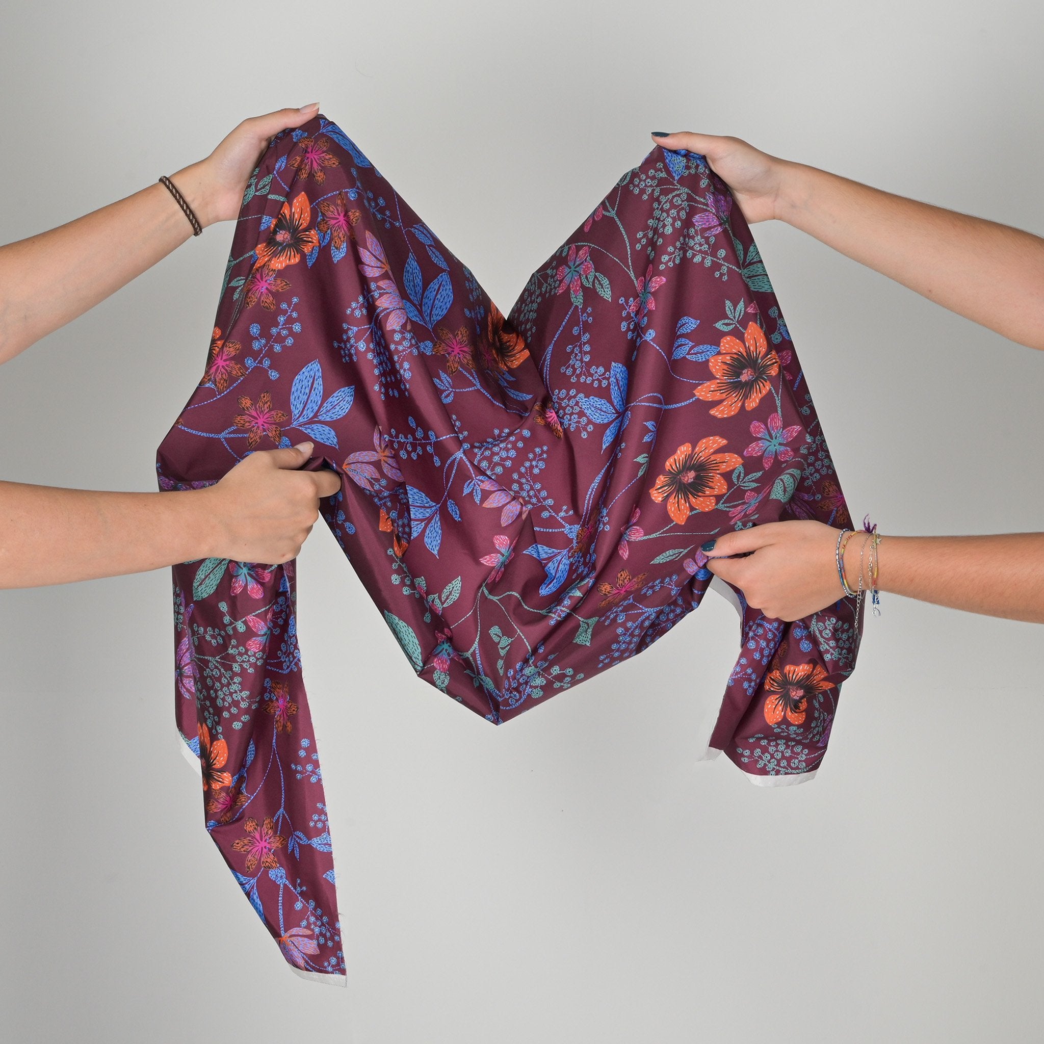 Floral Blouse Weight Fabric 6627