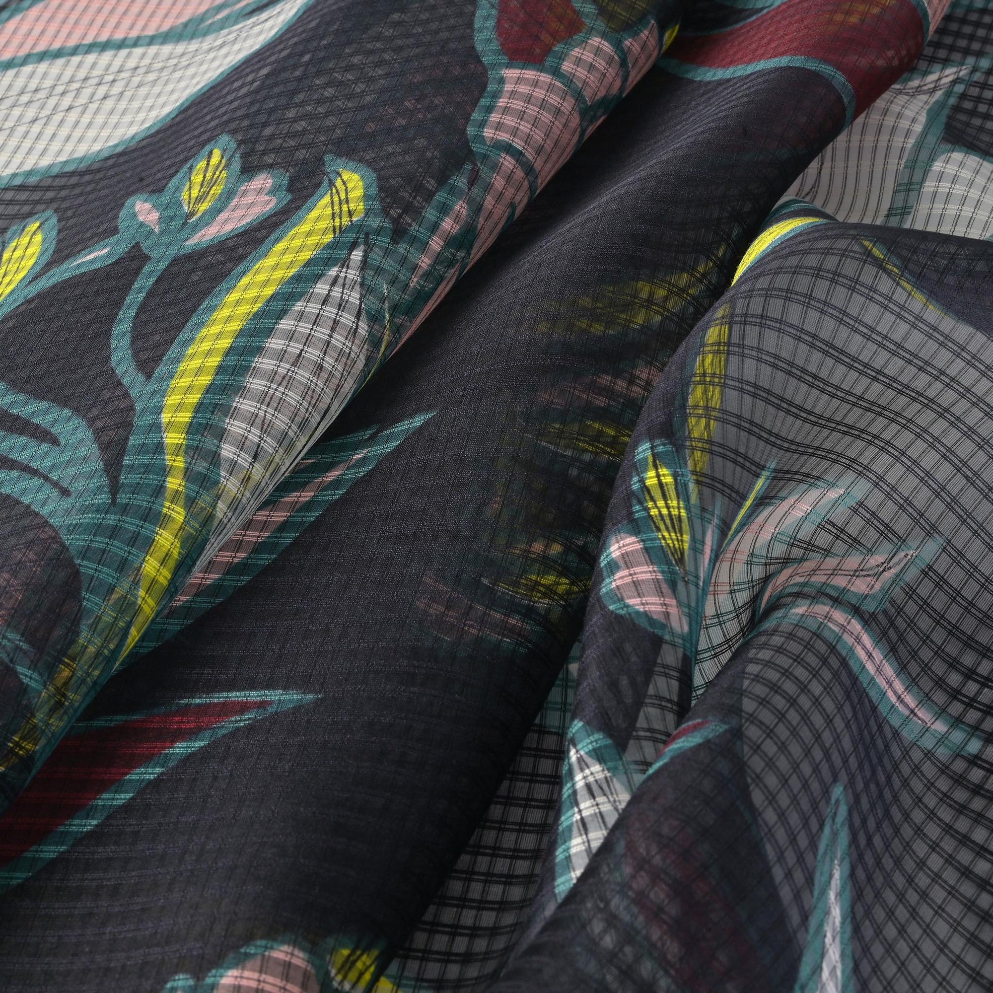 Floral Silk Blouse Weight Fabric 2923
