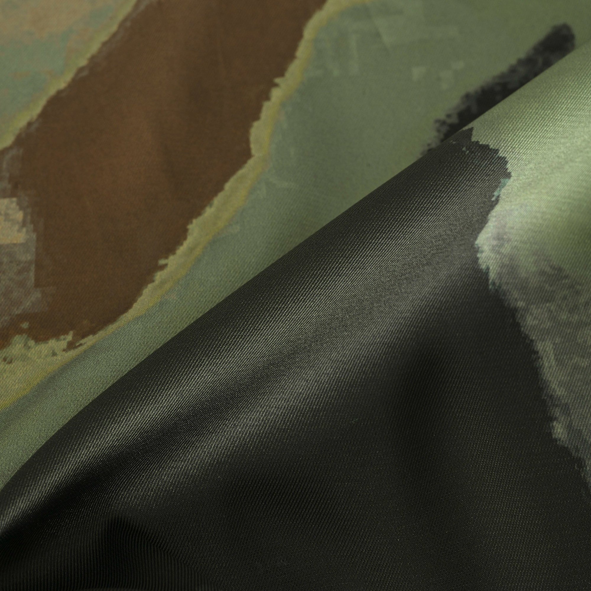 Green Abstract Blouse Weight Fabric 6621