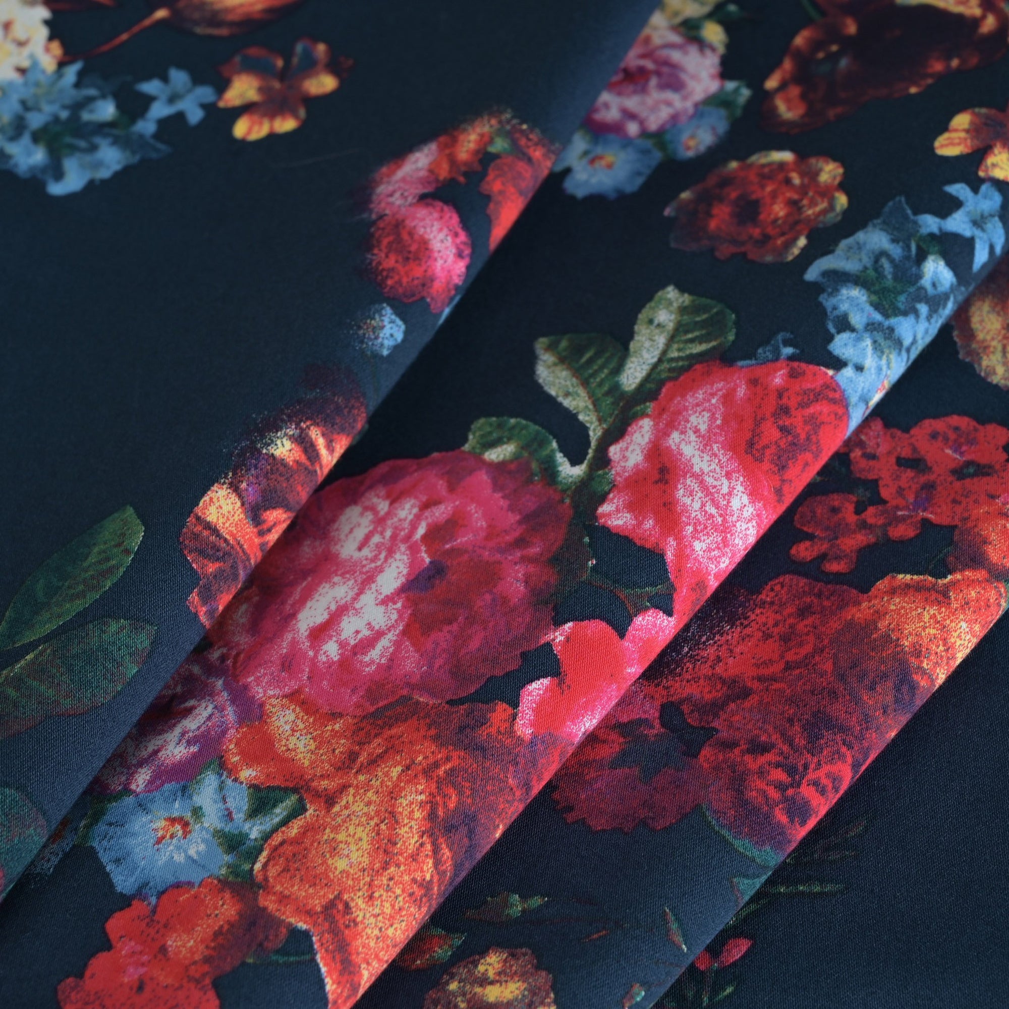 Multicolor Floral Suiting Fabric 96924