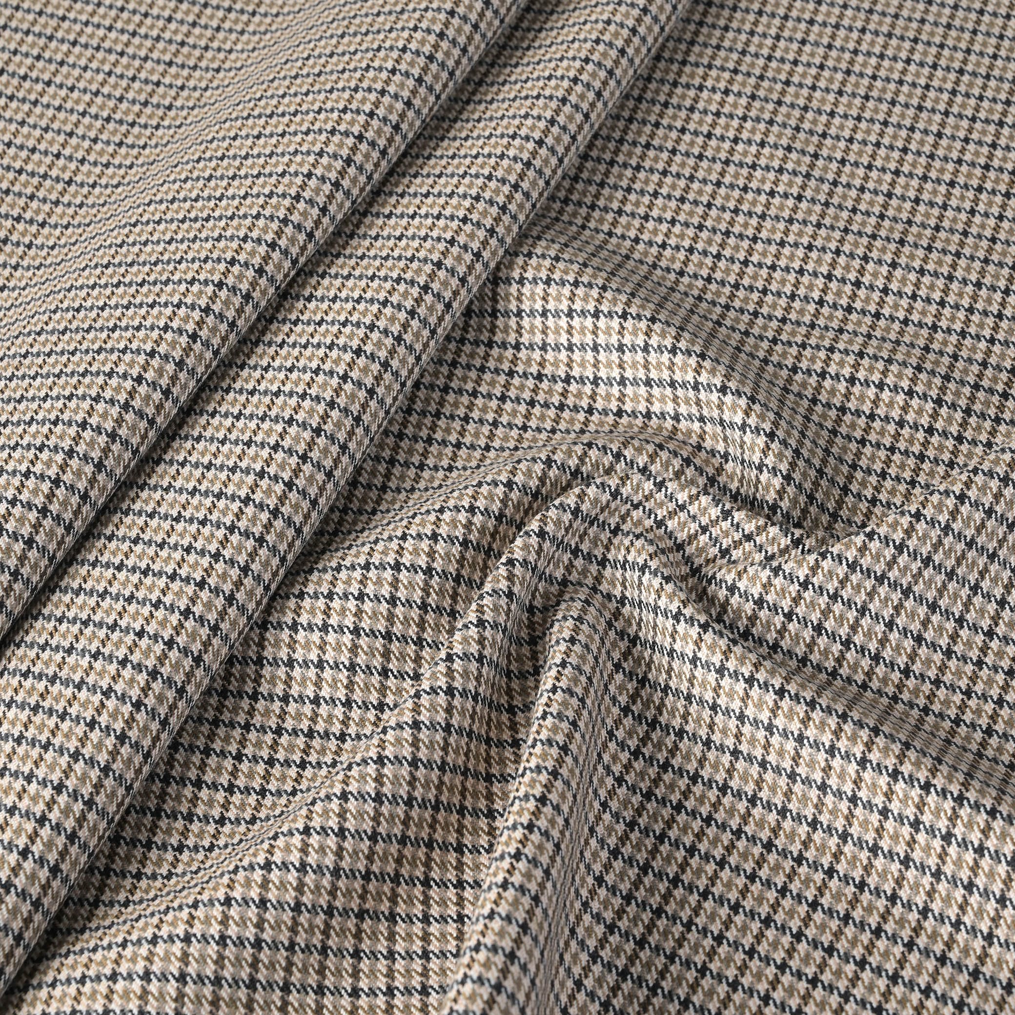 Multicolor Suiting Fabric 7540