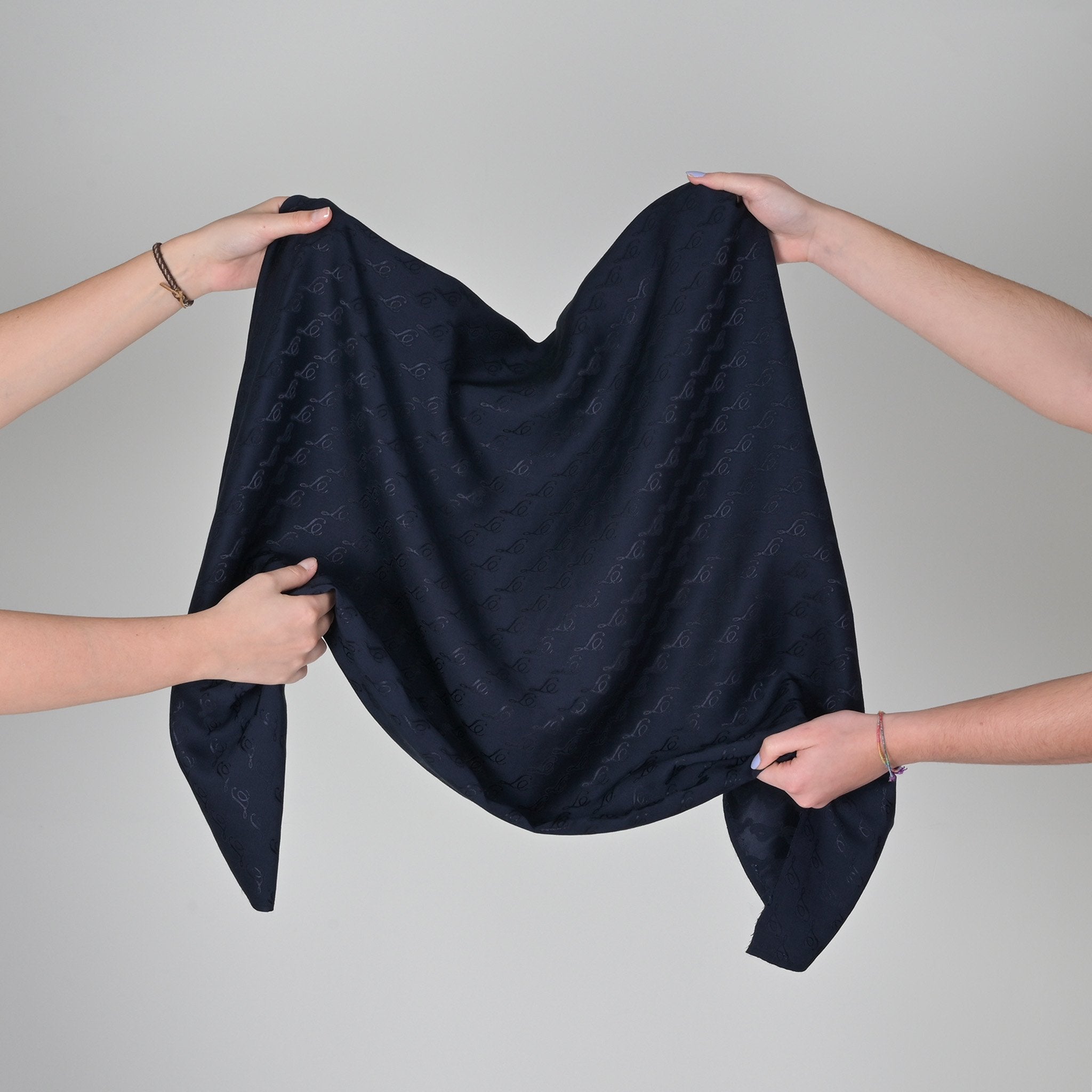 Navy Blouse Weight Fabric 5356