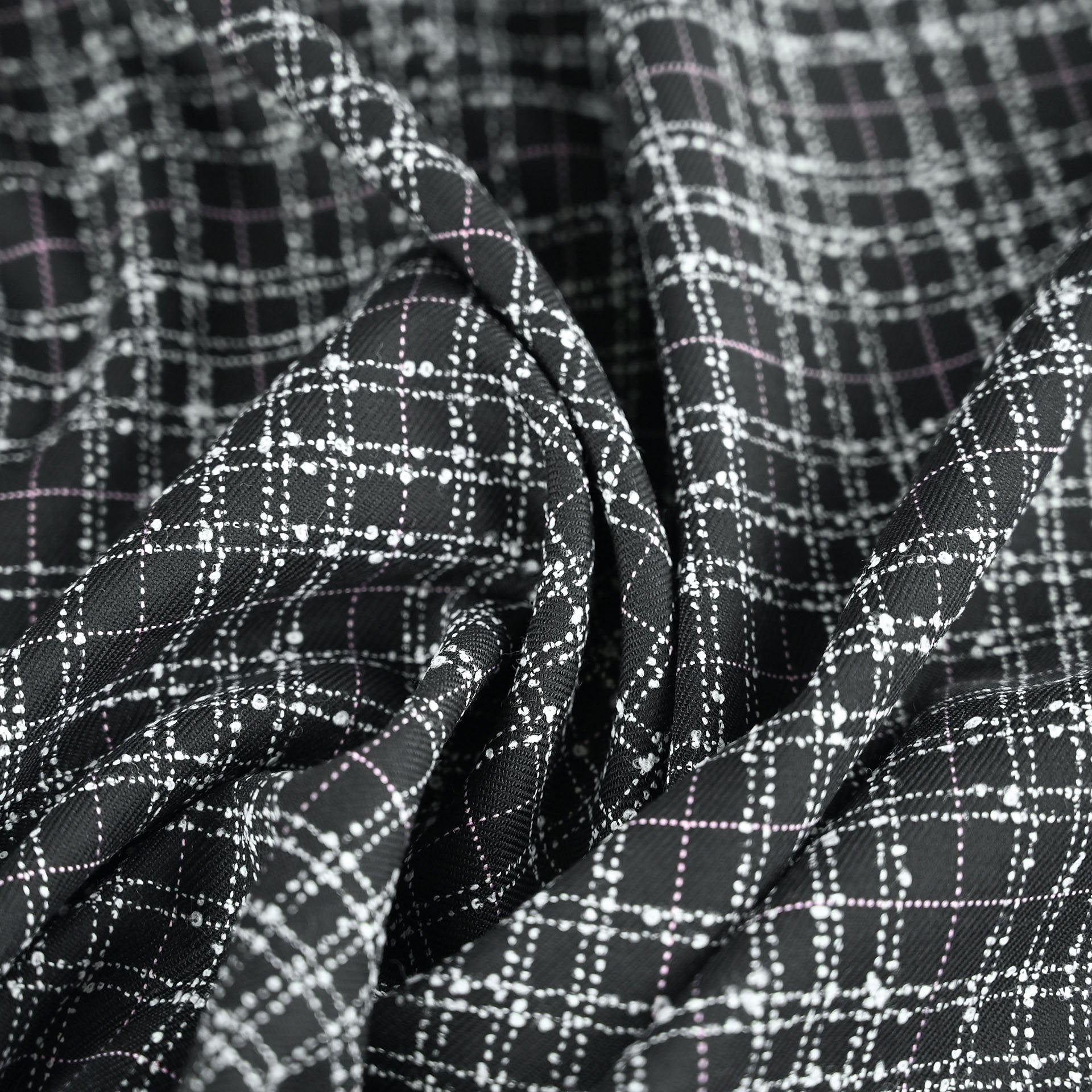 Black Check Blouclé 4020 fabric
