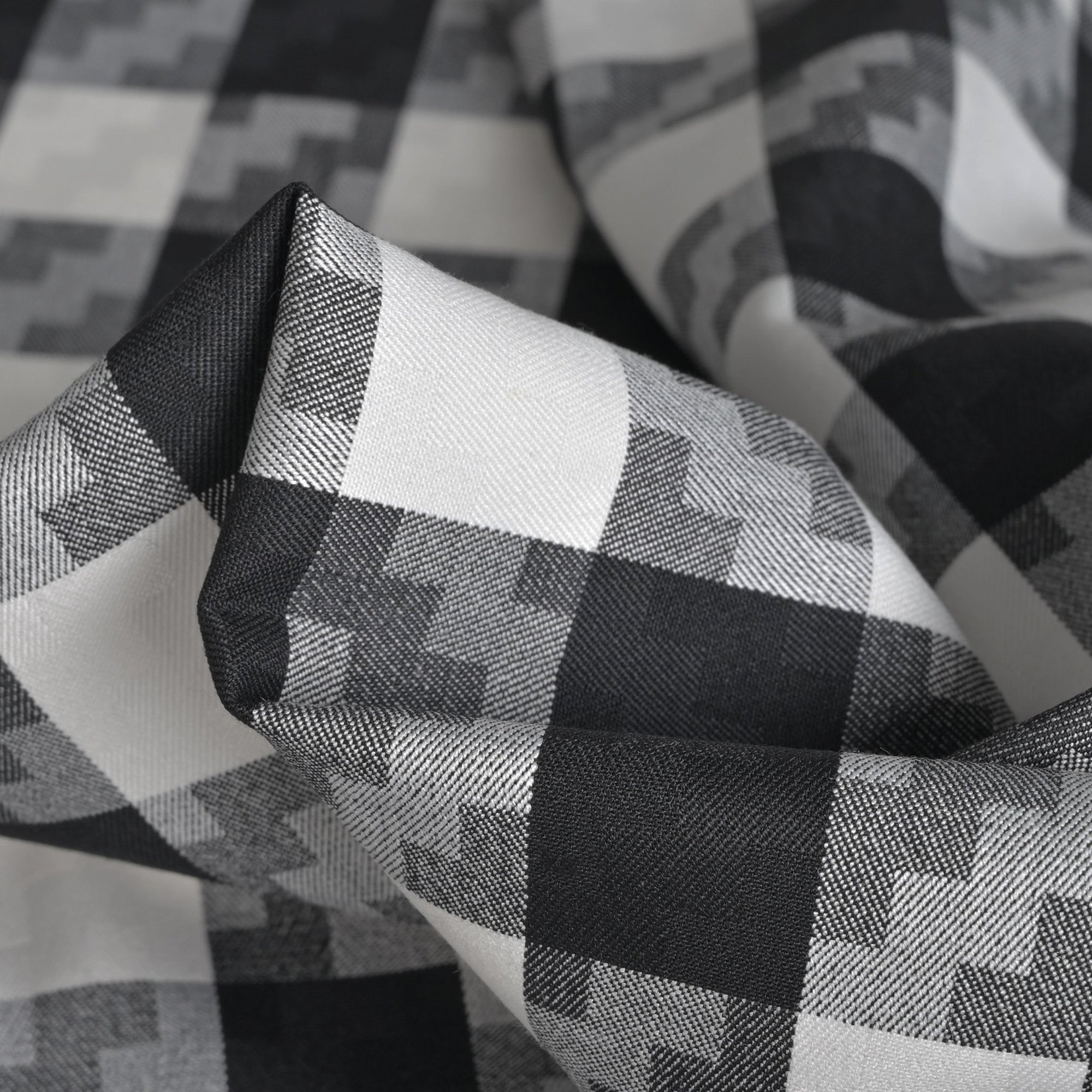 Black Gingham (Vichy) Check 97526