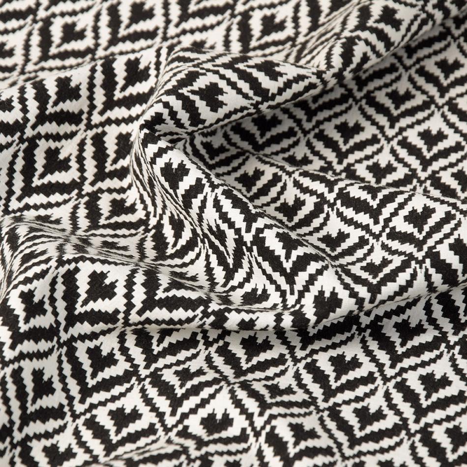 Black &amp; White Geometric Cotton Jacquard 3369 - Fabrics4Fashion