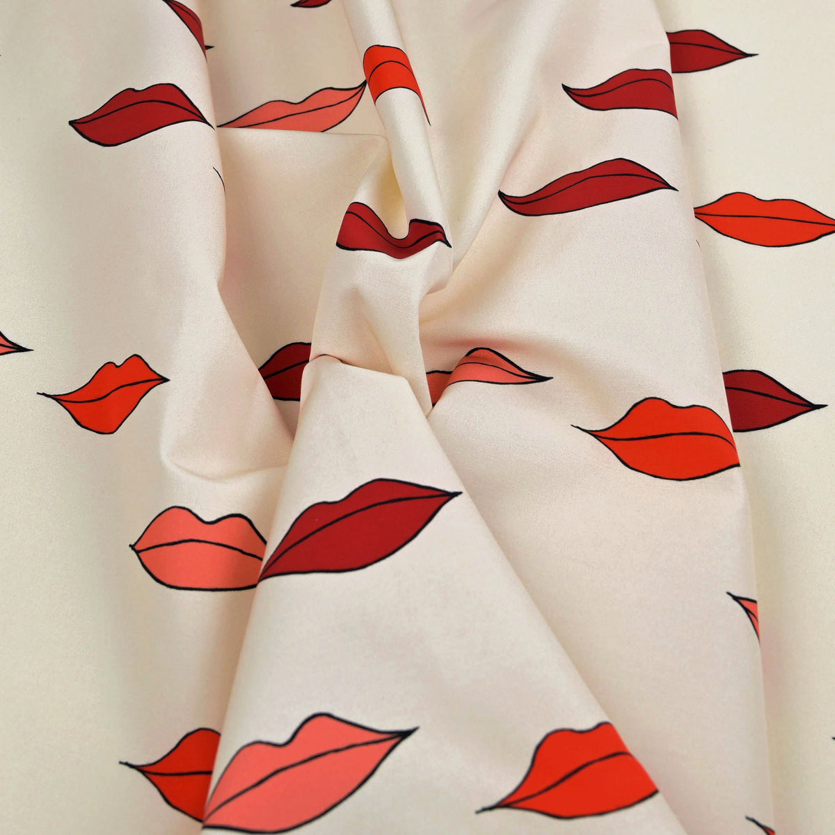 Cream Grosgrain Print Fabric 2721 – Fabrics4Fashion