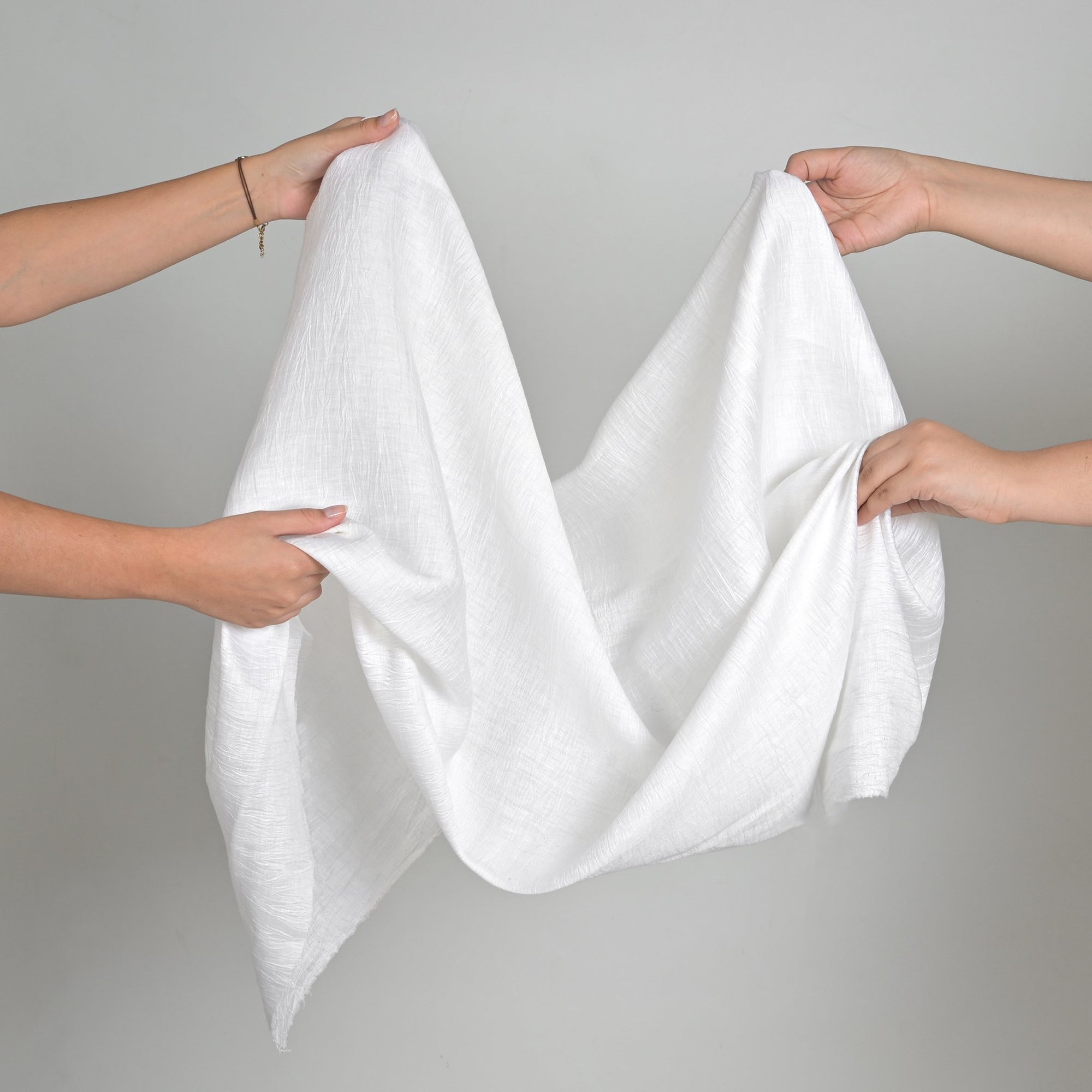 Ivory Crinkled Linen 619