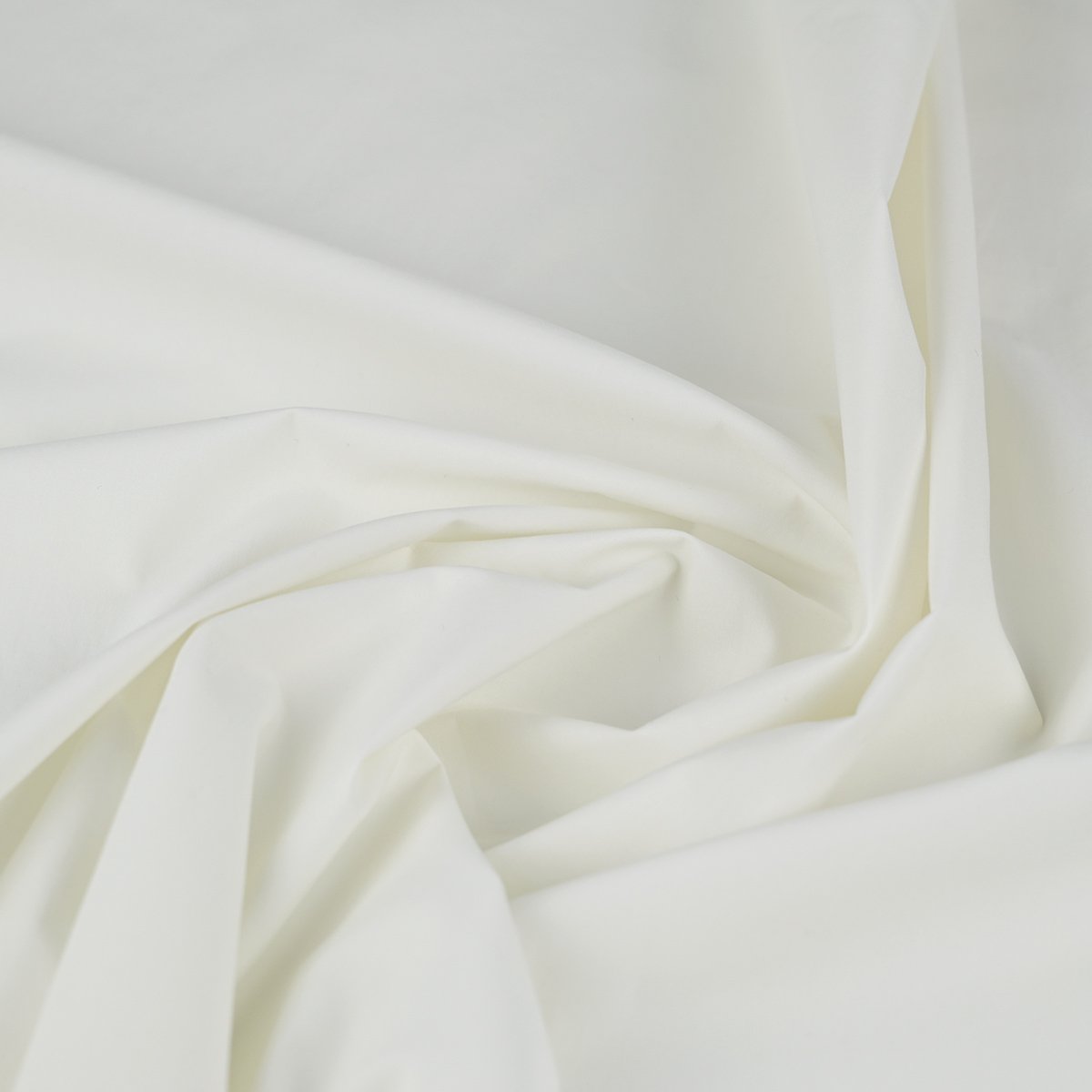 Ivory Poplin Fabric 97599