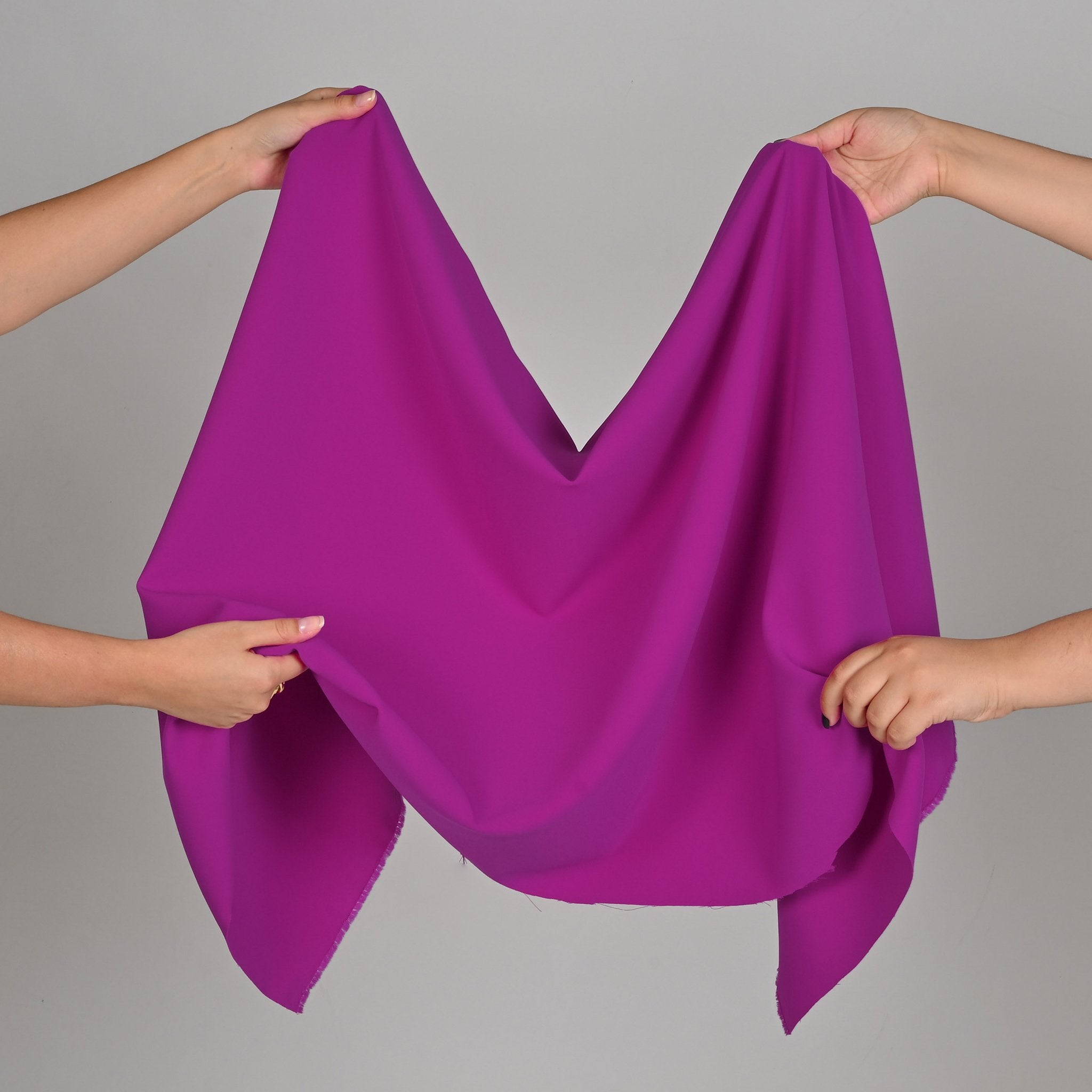 magentaさん Magenta Double Crepe Fabric 3083 – Fabrics4Fashion
