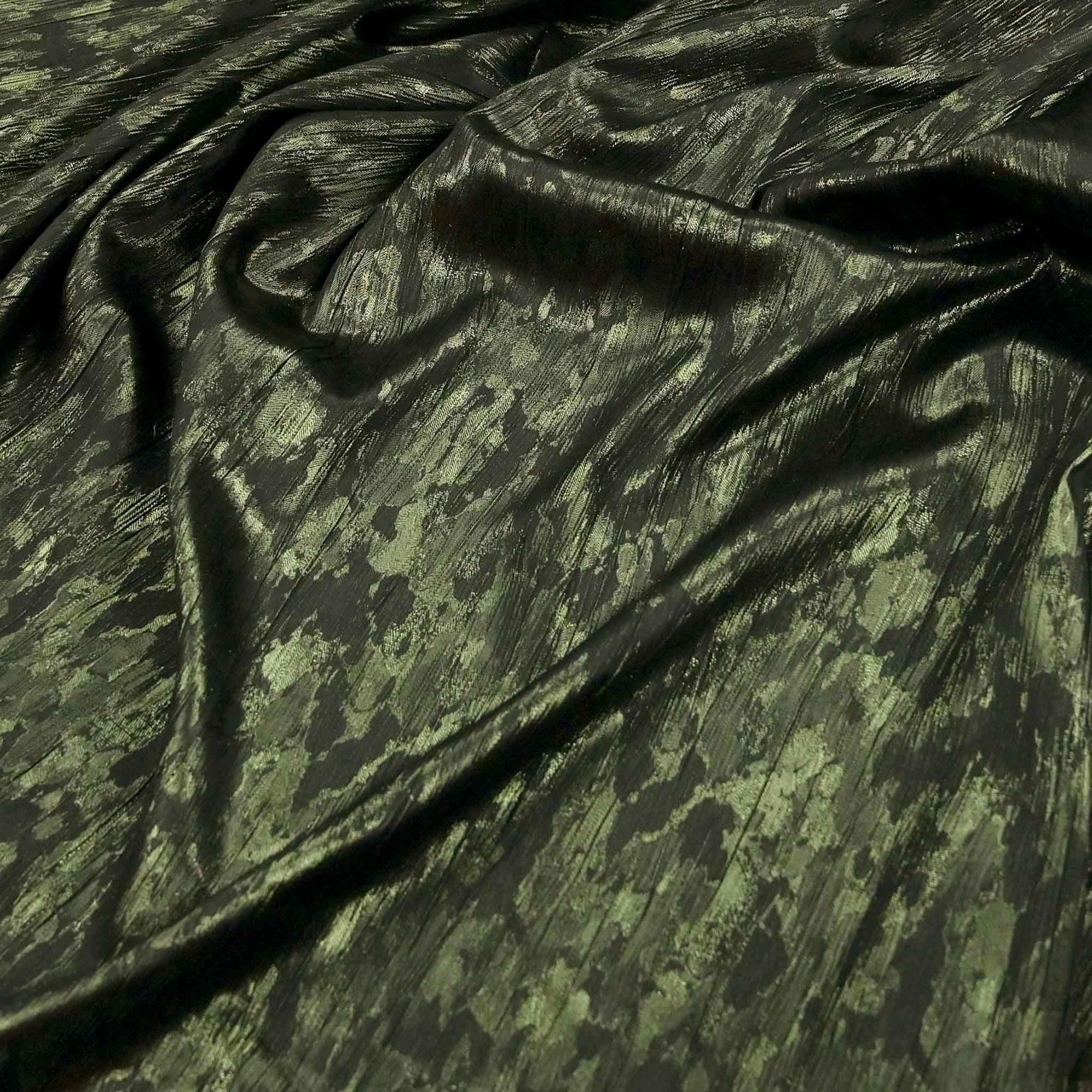 Shiny Green Fancy Fabric 4168