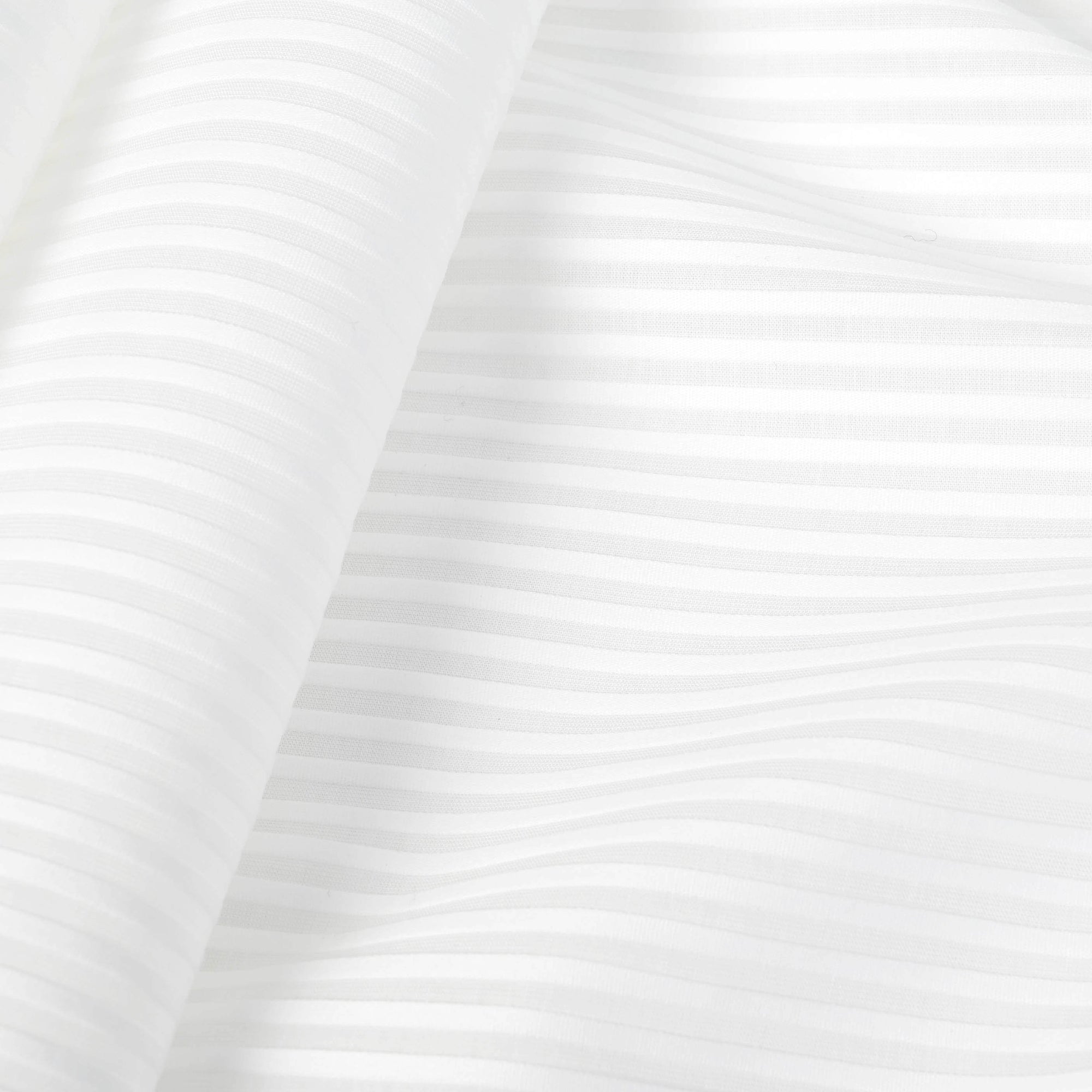 White Pleated Poplin Fabric 3720